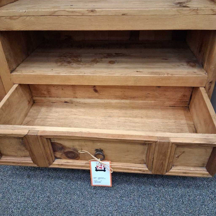 Mexican Pine Wall Unit