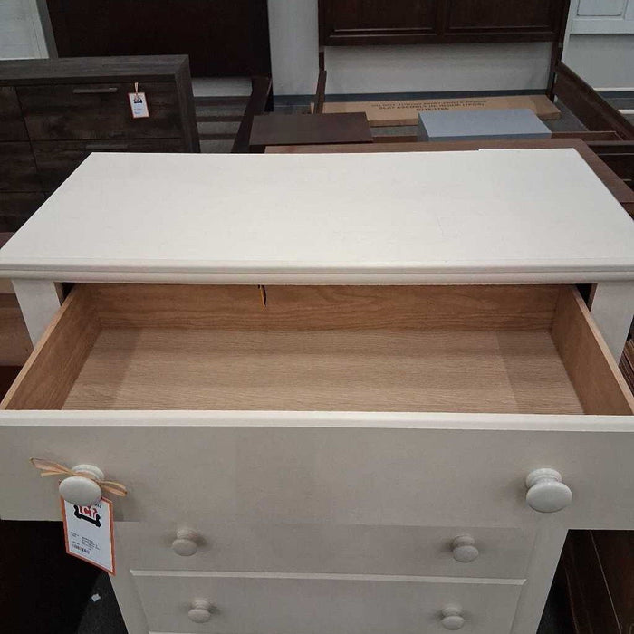 Cream Color 5 Dwr Tallboy (Has Scratches)
