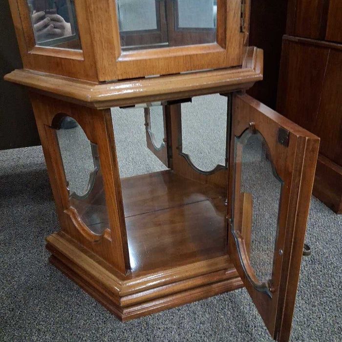 Pulaski Slim Display Curio