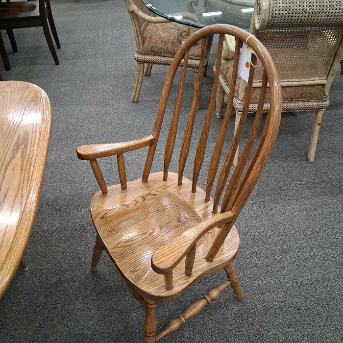 Oak Dining Table w/ 8 Ch 4L