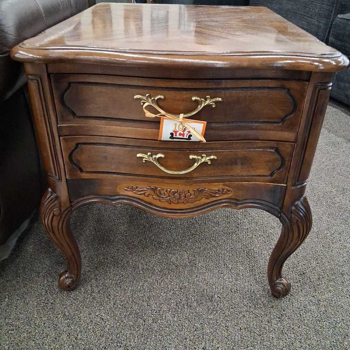 Hammary Vintage 2 Dwr End Table