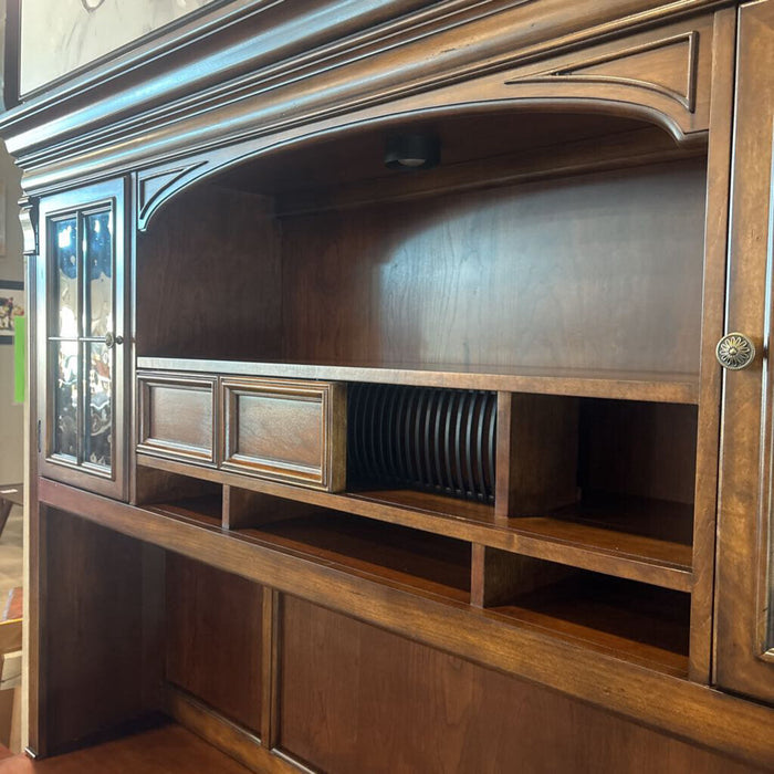 Hooker 2 Pc Corner Desk w/ File Cabinet