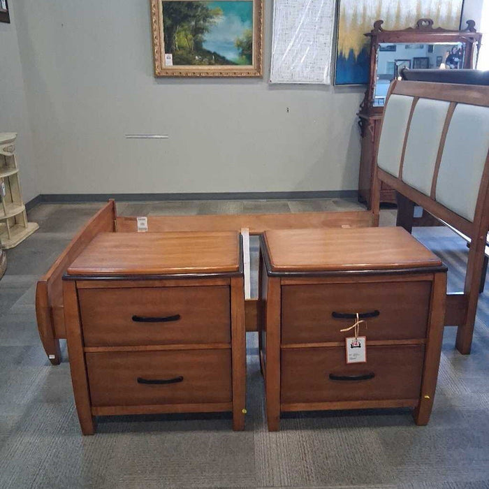Light Wood Q Panel Bed Frame w/ 2 Ns