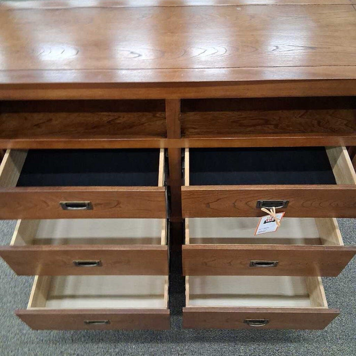 6 Dwr Media Dresser