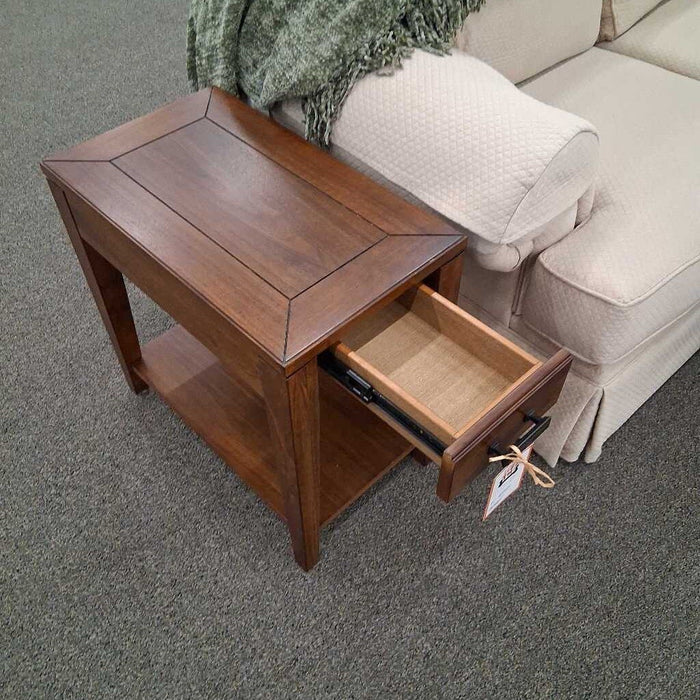 Slim Cherry End Table w/ Dwr
