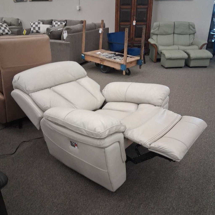 Timberland White Pwr Recliner