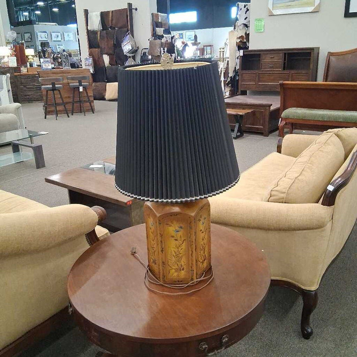 Metal Large Lamp