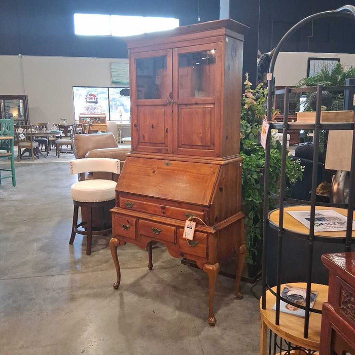 Link Taylor Pilgrim Pine Secretary Desk w/Hutch