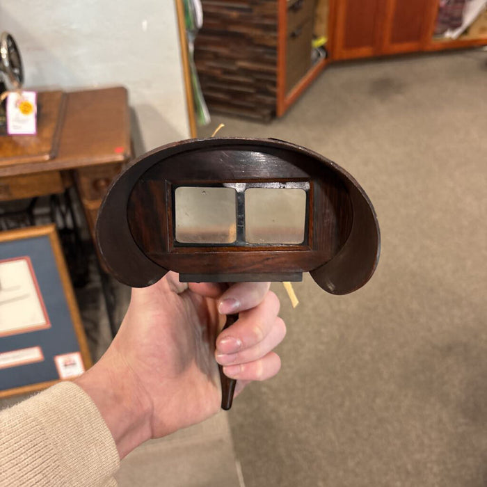 Antique Stereoscope w/ Pictures