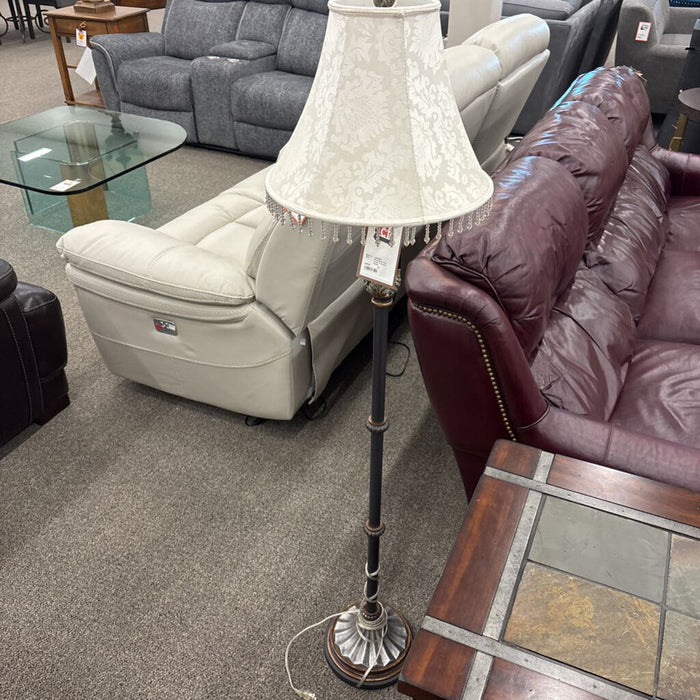 Metal Base Floor Lamp w/ Ornate Shade