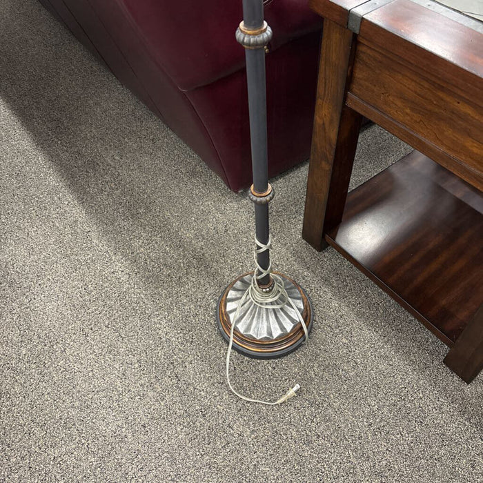Metal Base Floor Lamp w/ Ornate Shade