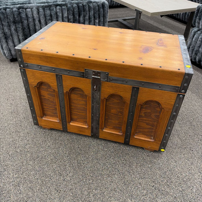 Oak Trunk w/ Metal Accents