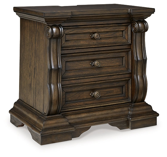 Maylee King Canopy Bed with Mirrored Dresser, Chest and Nightstand