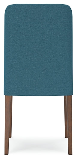 Lyncott Dining Table and 4 Chairs
