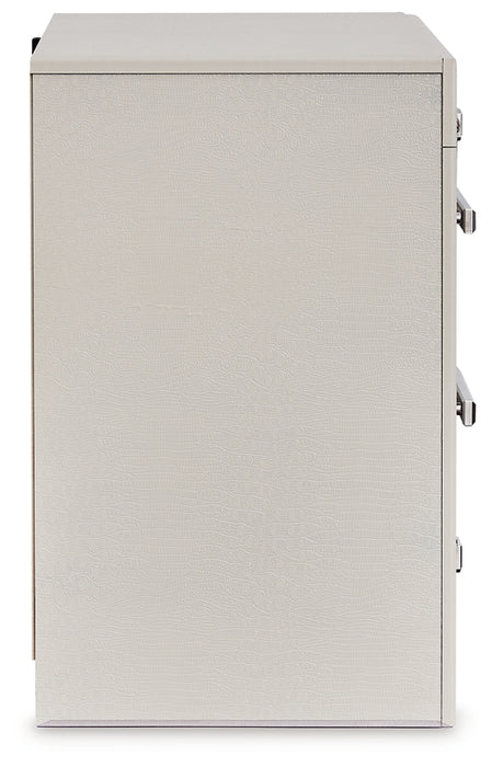 Zyniden King Upholstered Panel Headboard with Mirrored Dresser and Nightstand