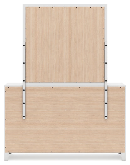 Binterglen King Panel Bed with Mirrored Dresser and Chest