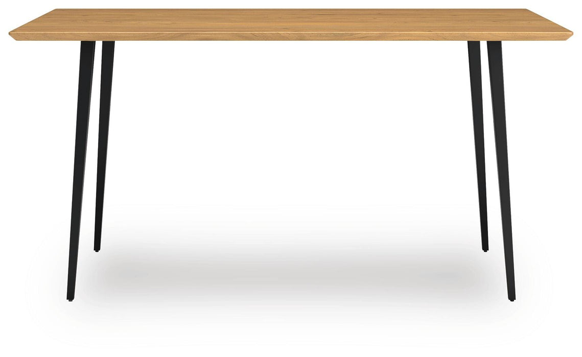 Gretlynn Rectangular Dining Room Table