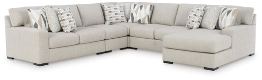 Laurelgrove 5-Piece Sectional with Chaise