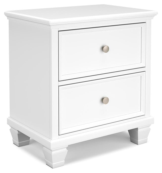 Fortman Full Panel Bed with Mirrored Dresser, Chest and Nightstand
