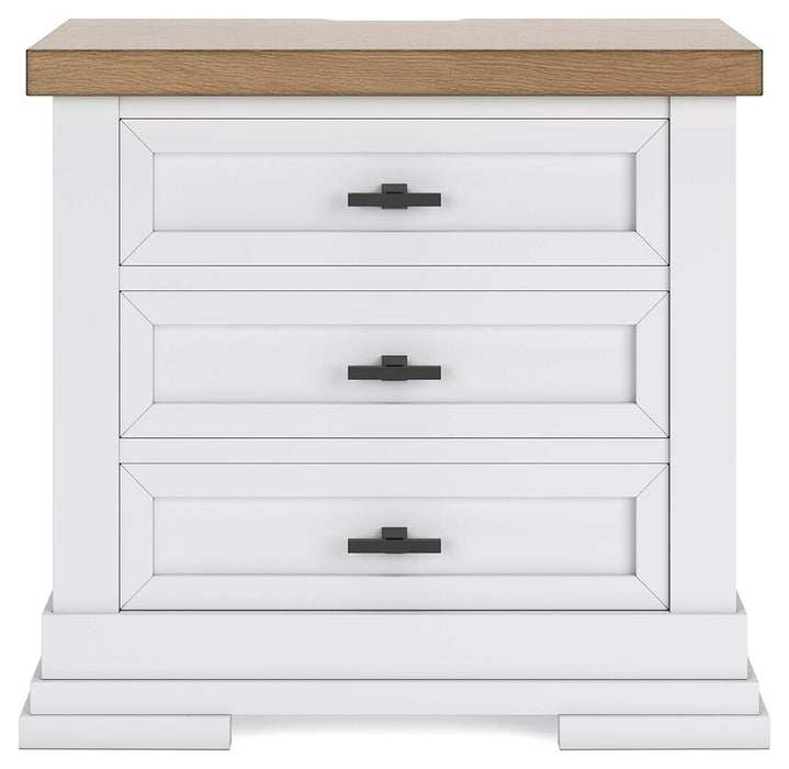 Ashbryn California King Panel Storage Bed, Dresser, Mirror and Nightstand