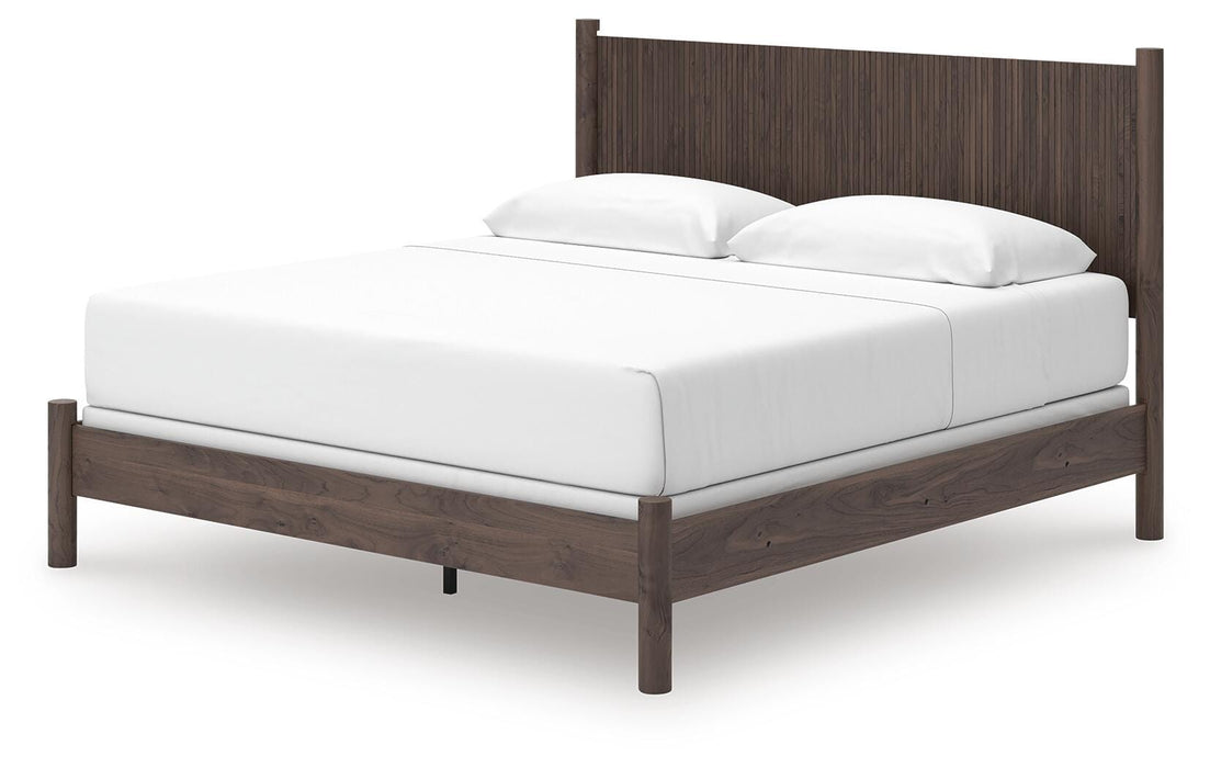 Pamytta King Panel Bed, Dresser and Mirror