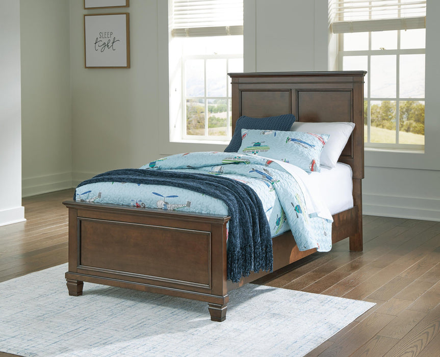 Danabrin Twin Panel Bed with Mirrored Dresser