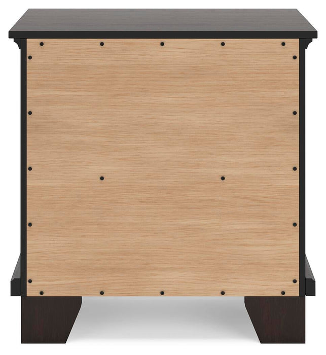 Covetown King Panel Bed, Dresser, Mirror, Chest and Nightstand