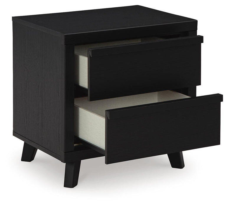 Danziar Queen Panel Bed, Dresser, Mirror, Chest and Nightstand