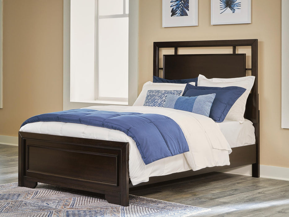 Covetown Full Panel Bed, Dresser, Mirror, Chest and Nightstand