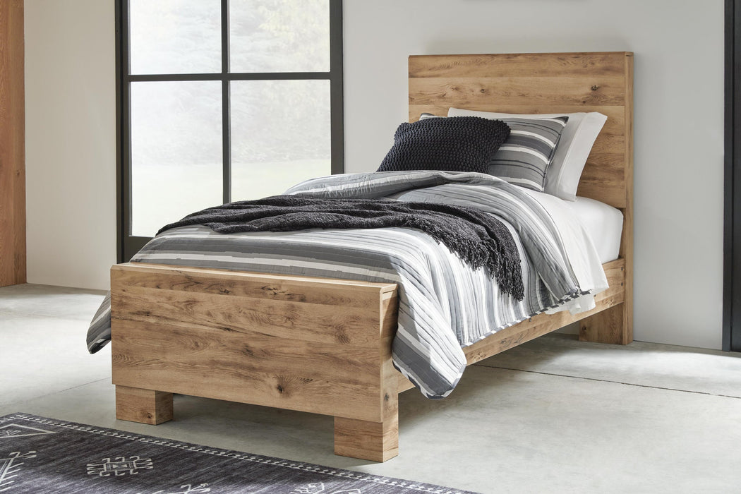 Hyanna Twin Panel Bed with Mirrored Dresser