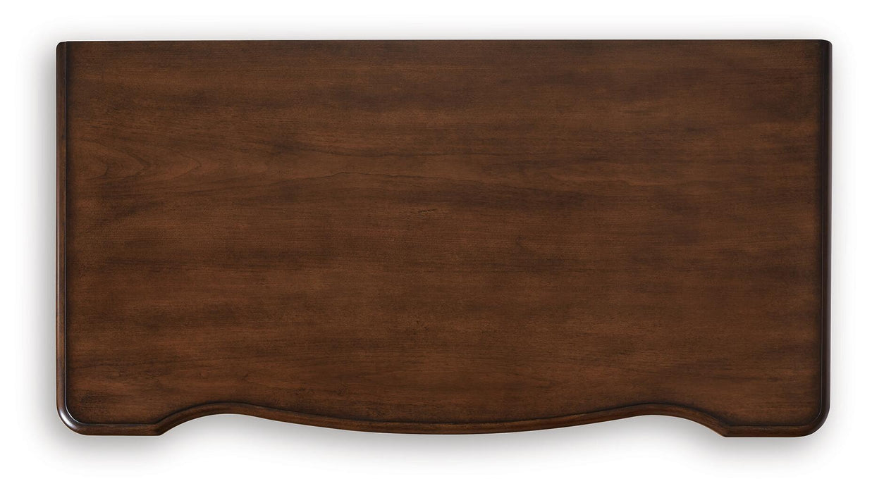 Lavinton Queen Poster Bed, Dresser, Mirror, Chest and Nightstand