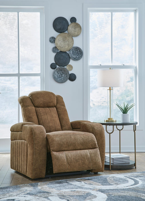 Wolfridge Sofa, Loveseat and Recliner