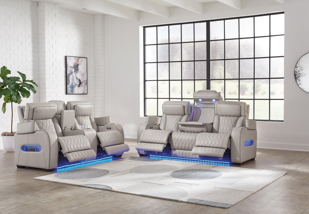 Boyington Sofa, Loveseat and Recliner