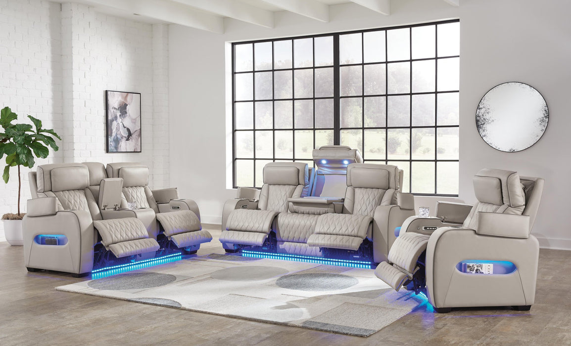 Boyington Sofa, Loveseat and Recliner
