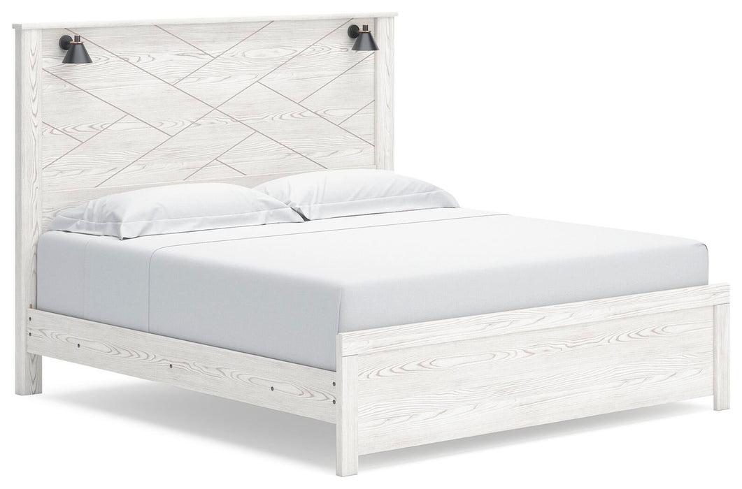Gerridan King Panel Bed with Mirrored Dresser