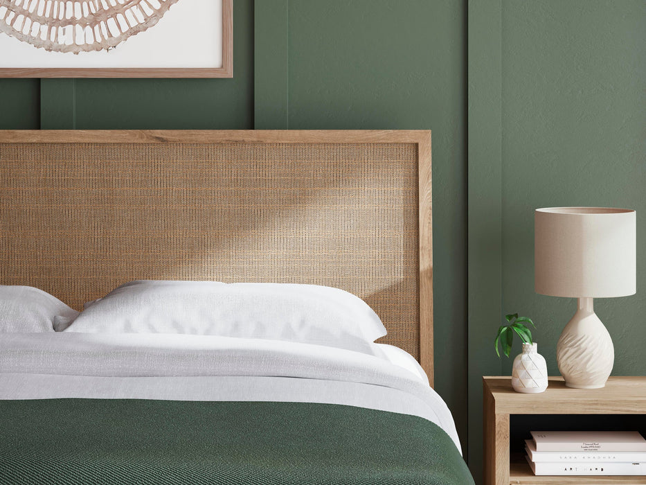 Cielden King Panel Bed with Mirrored Dresser, Chest and Nightstand