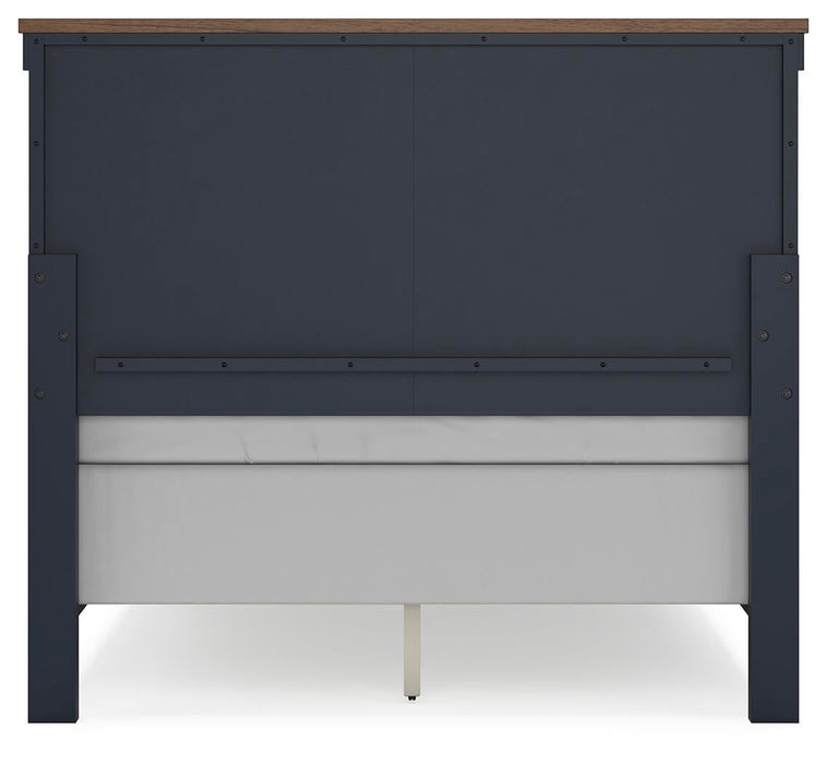 Landocken Full Panel Bed, Dresser, Mirror and Nightstand