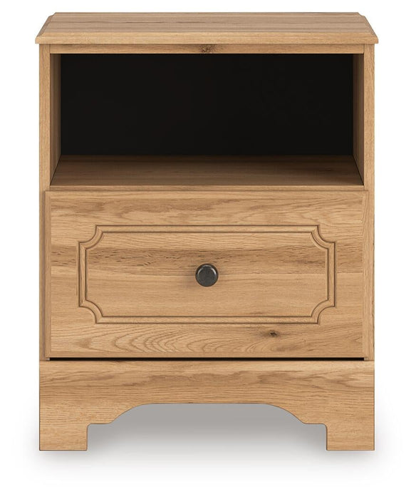Galletyn Twin Panel Bed with Mirrored Dresser and Nightstand