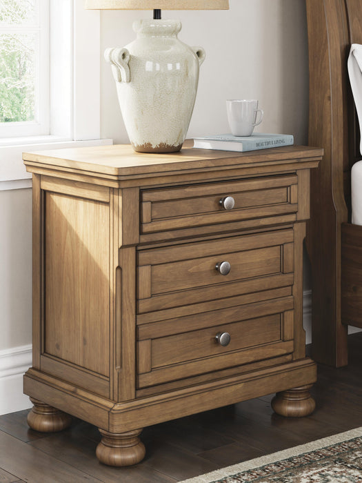Vandenmore California King Panel Bed with Mirrored Dresser and Nightstand